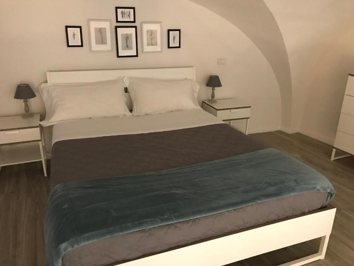 Cynthia'S Garden - Apartment With Private Garden In Santa Croce Florens Exteriör bild